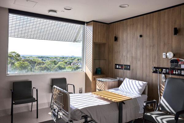 4-North_Refurbishment-KingdomProjects-room