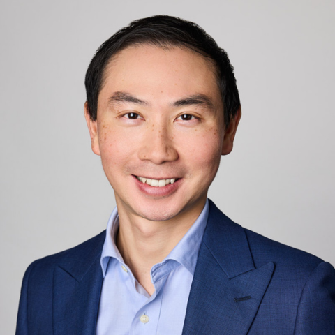 Dr Simon Hew