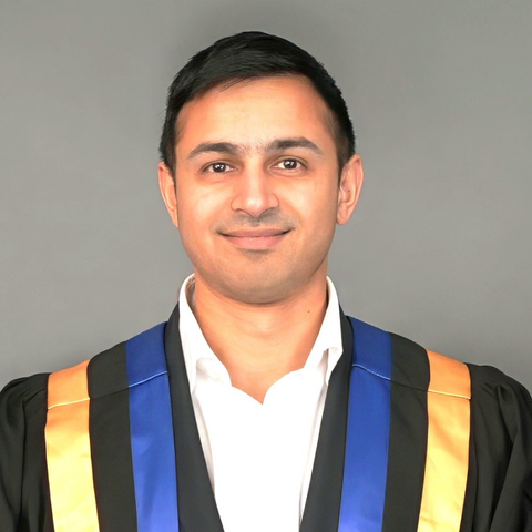Dr Vinay Bharatula