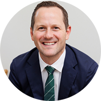 Mr-Kade-Collins-Orthopaedic-Surgeon-200x200