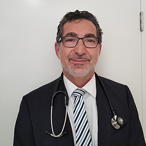 Dr Nick Manolitsas